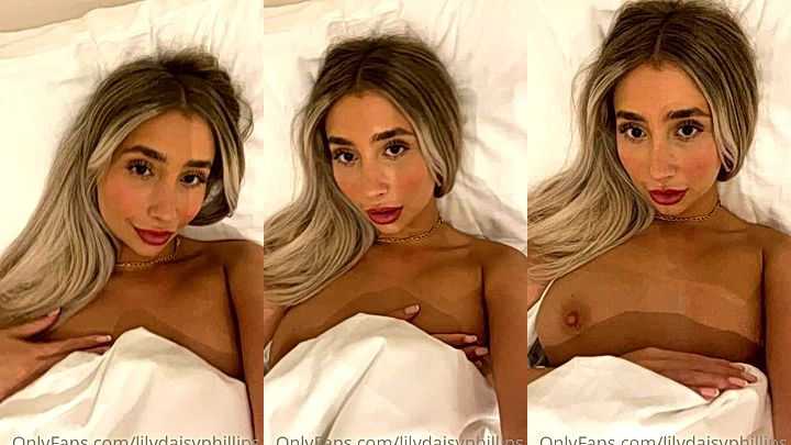 Lillian Phillips playing with her tits in newly leaked video